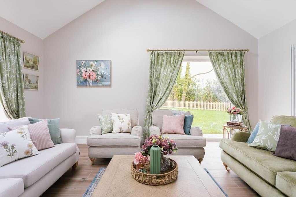 The Farmhouse At Corrstown Village Portrush Eksteriør bilde